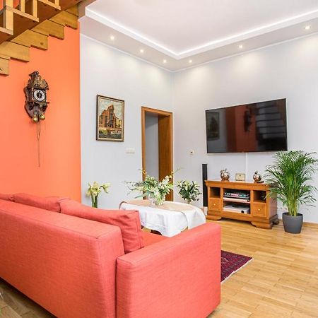 Maya'S Flats & Resorts - Old Town Dluga 72 Maisonette Γκντανσκ Εξωτερικό φωτογραφία