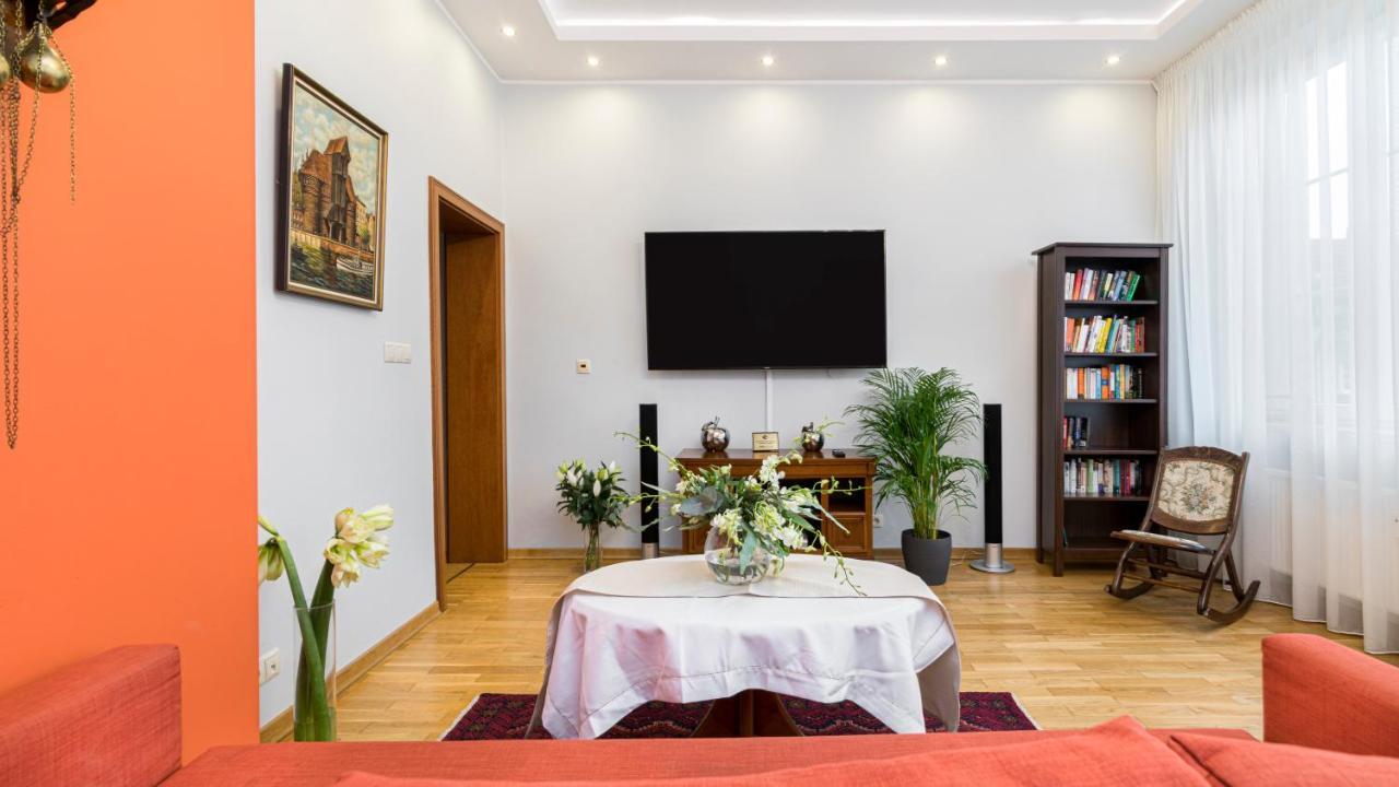 Maya'S Flats & Resorts - Old Town Dluga 72 Maisonette Γκντανσκ Εξωτερικό φωτογραφία