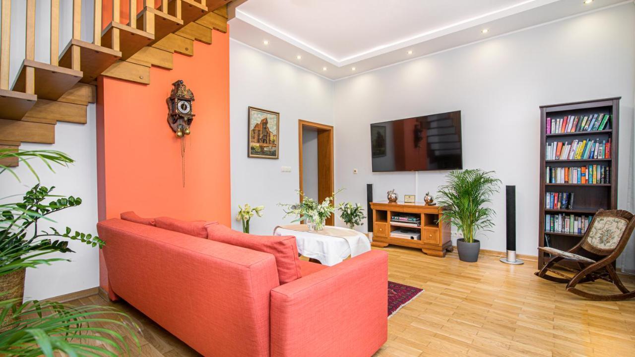 Maya'S Flats & Resorts - Old Town Dluga 72 Maisonette Γκντανσκ Εξωτερικό φωτογραφία