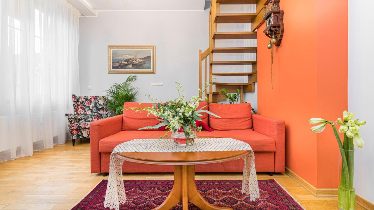 Maya'S Flats & Resorts - Old Town Dluga 72 Maisonette Γκντανσκ Εξωτερικό φωτογραφία